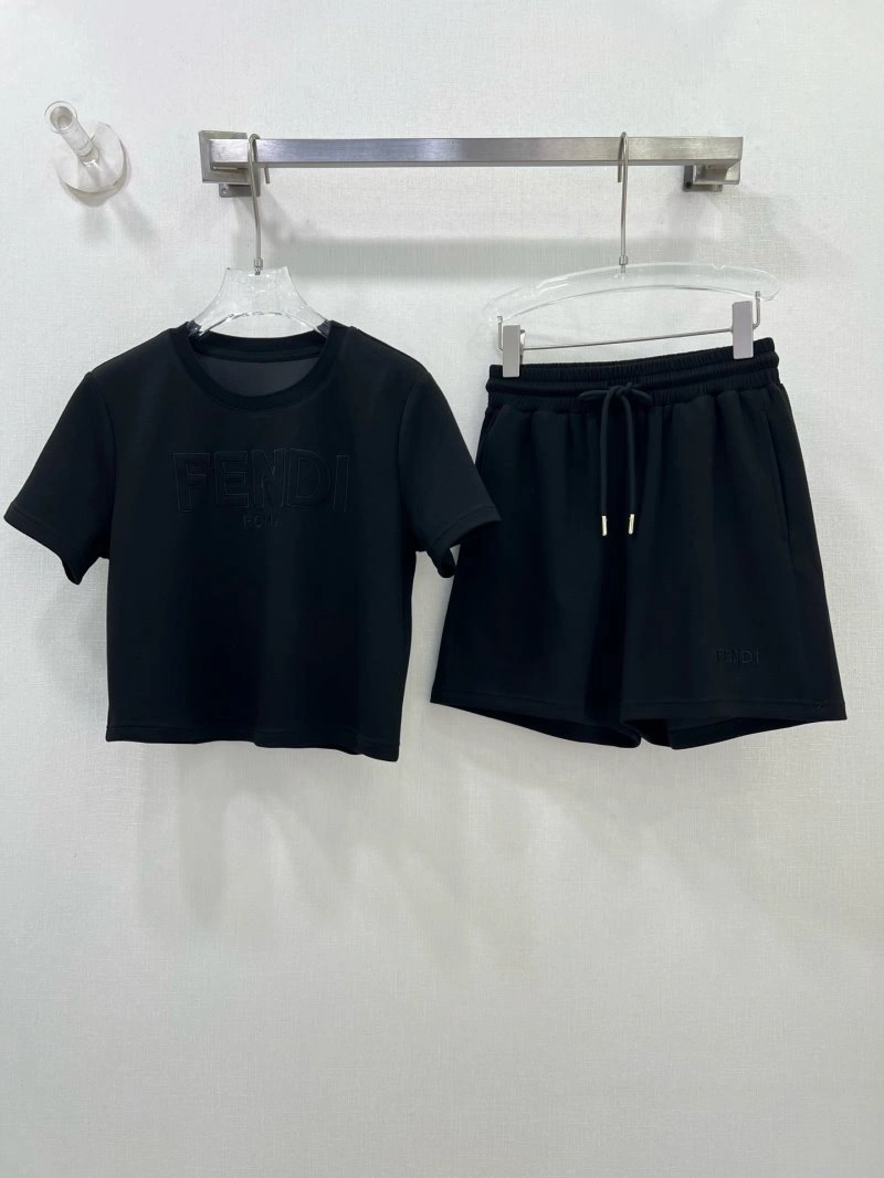 Fendi Short Suits Minimalist 120764