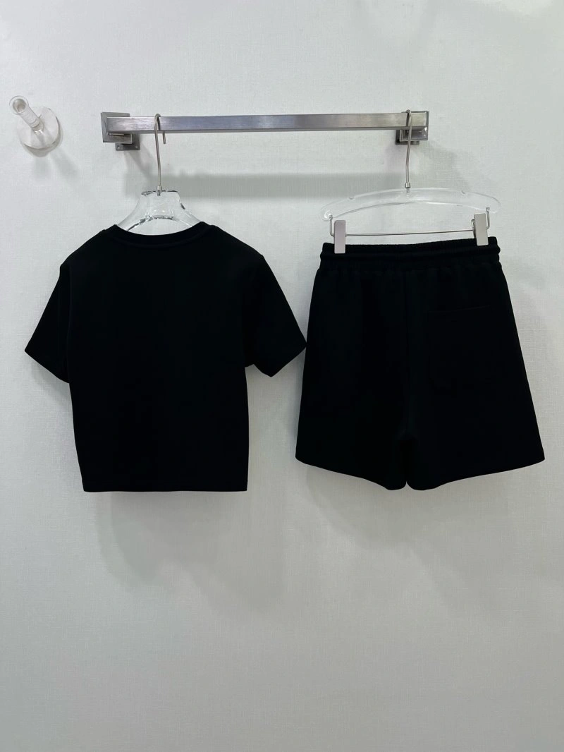 Fendi Short Suits Minimalist 120764