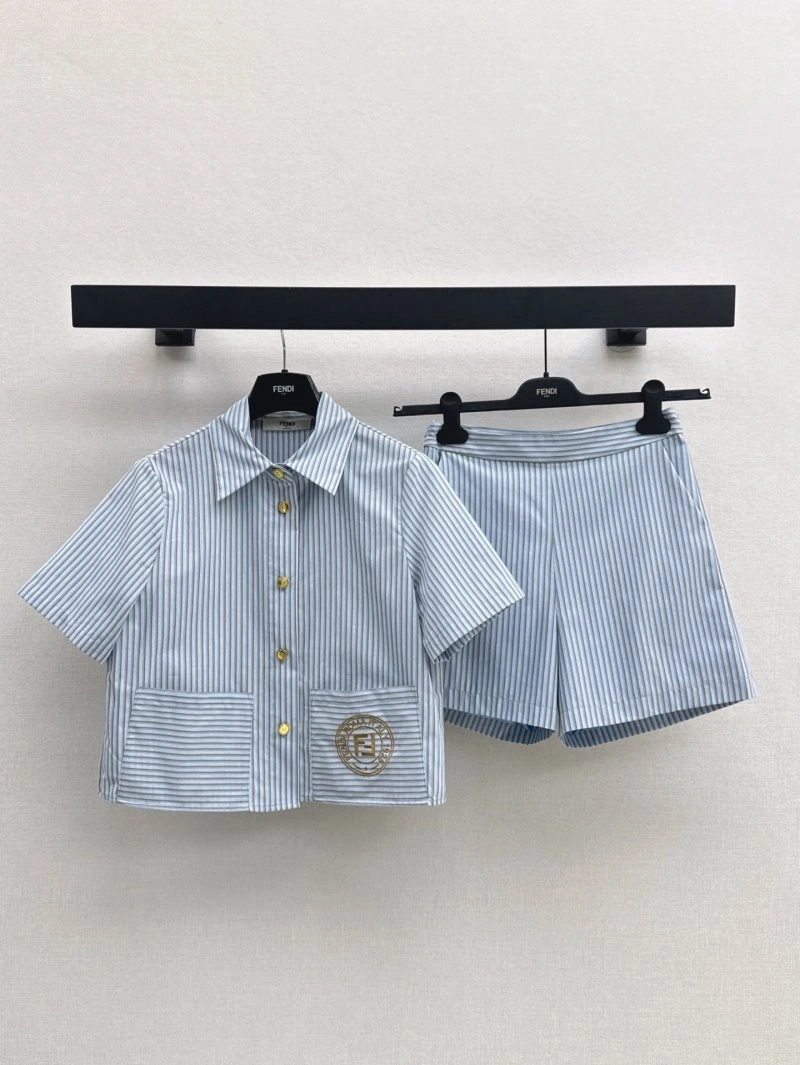 Fendi Short Suits FreshLook 120461