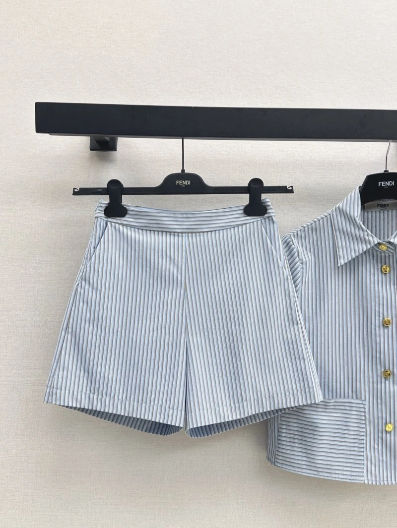 Fendi Short Suits FreshLook 120461