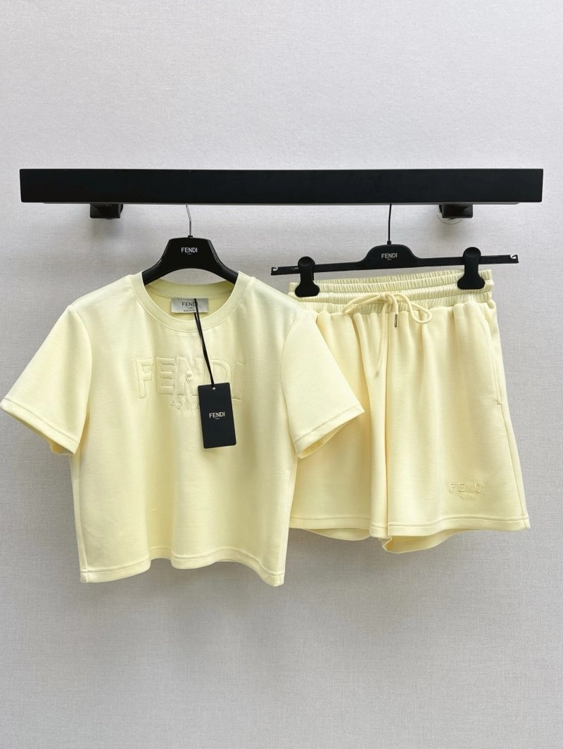 Fendi Short Suits Unisex 120460