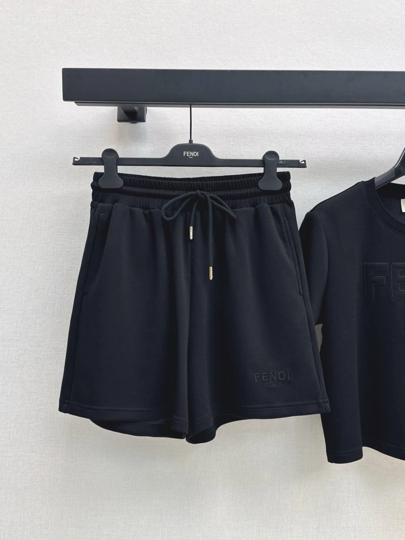 Popular Fendi Short Suits 120445