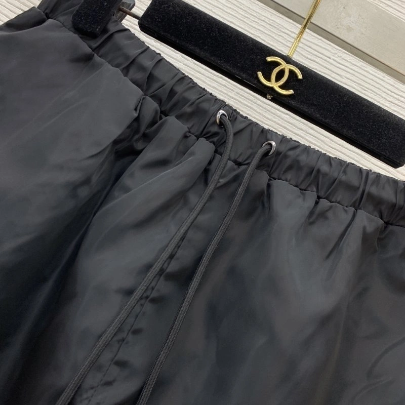 Durable Fendi Short Suits 120435