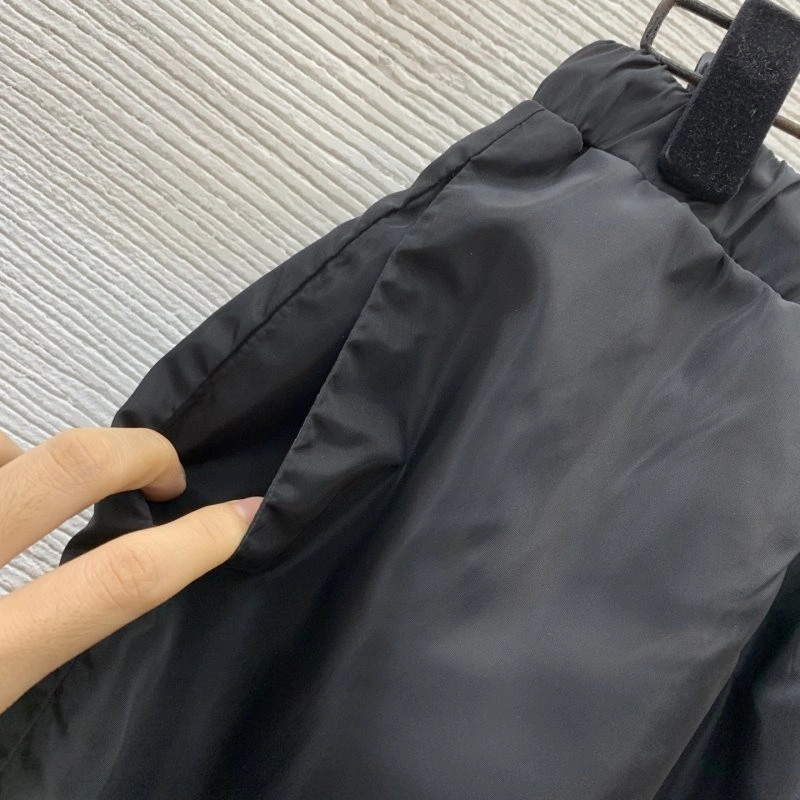 Durable Fendi Short Suits 120435
