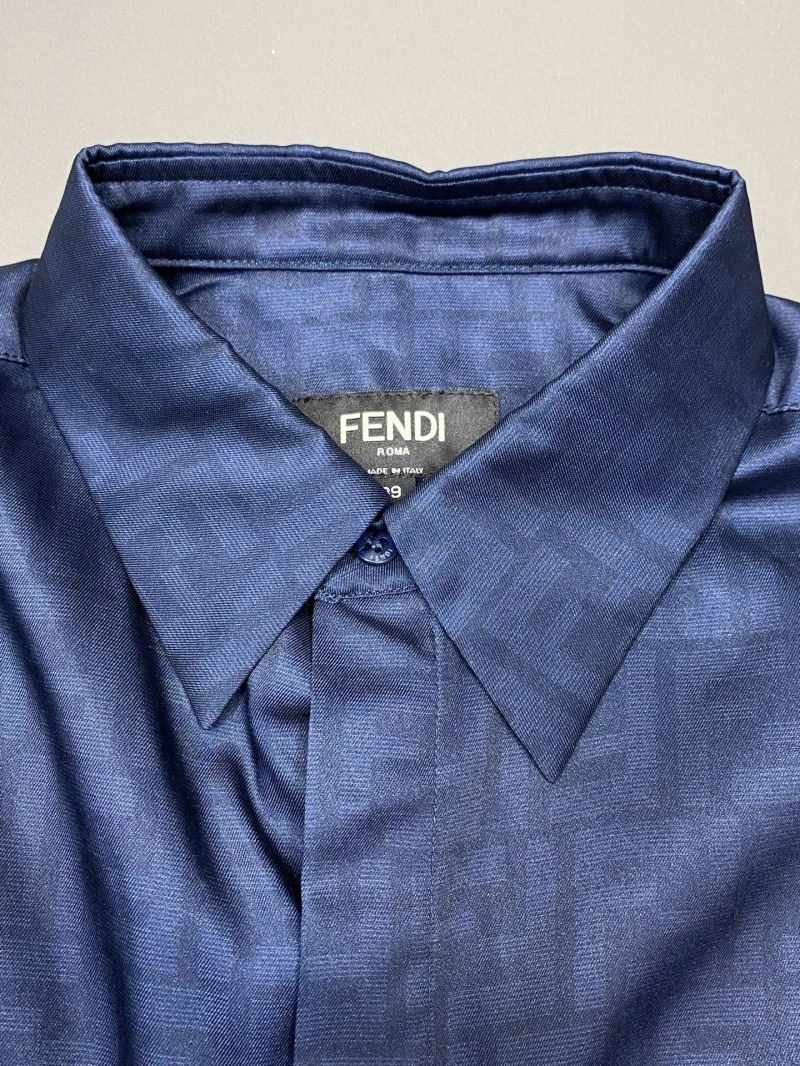 Breathable Fendi Short Suits 122430