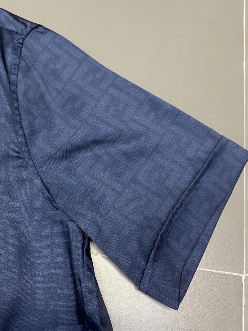 Breathable Fendi Short Suits 122430