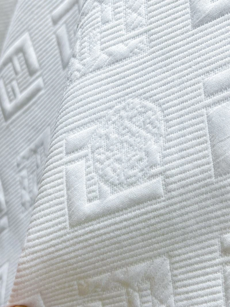 Fendi Short Suits TechFriendly 122073
