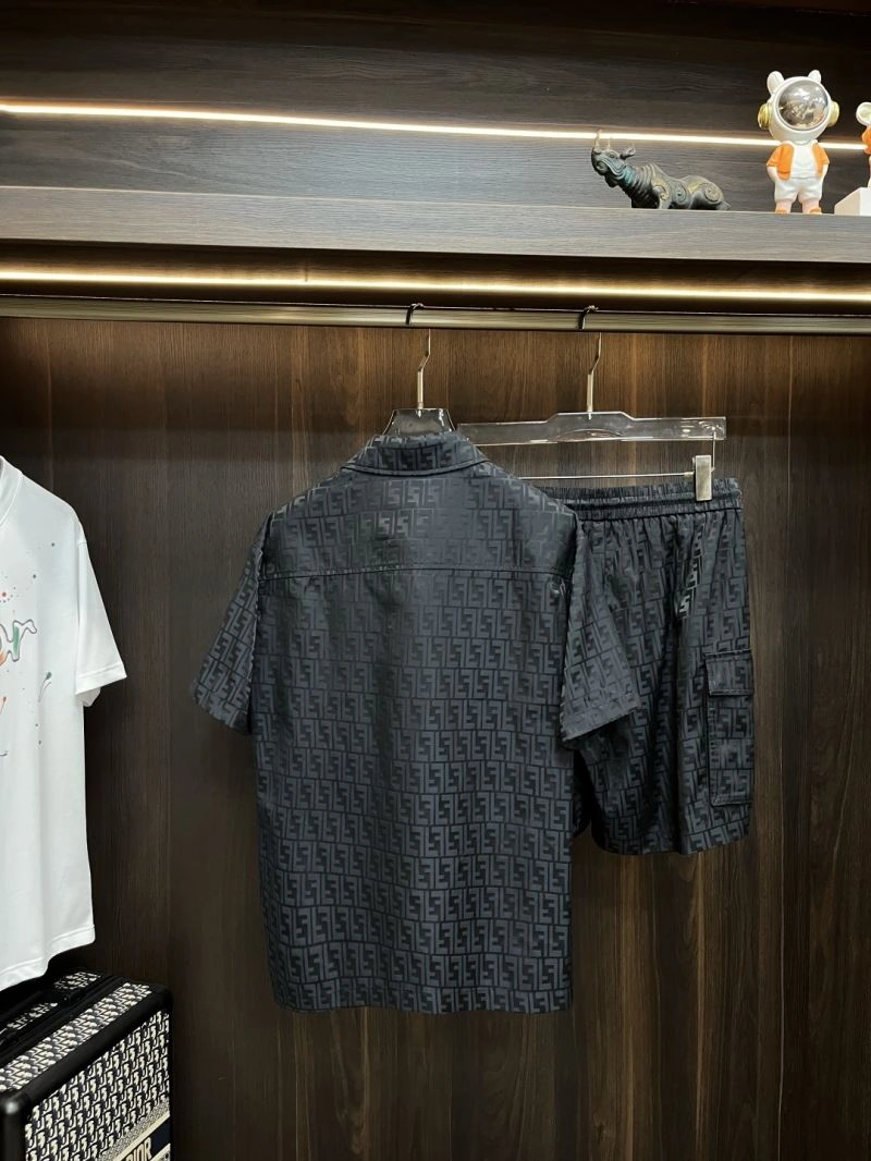 Vibrant Fendi Short Suits 120343