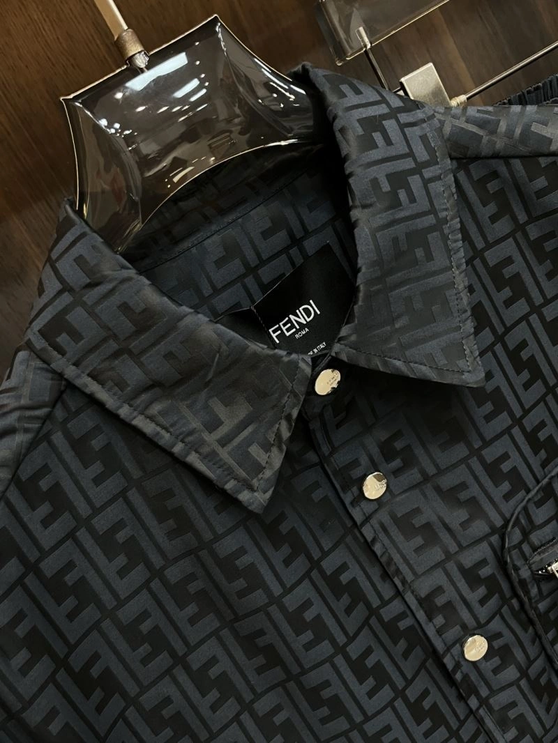 Vibrant Fendi Short Suits 120343
