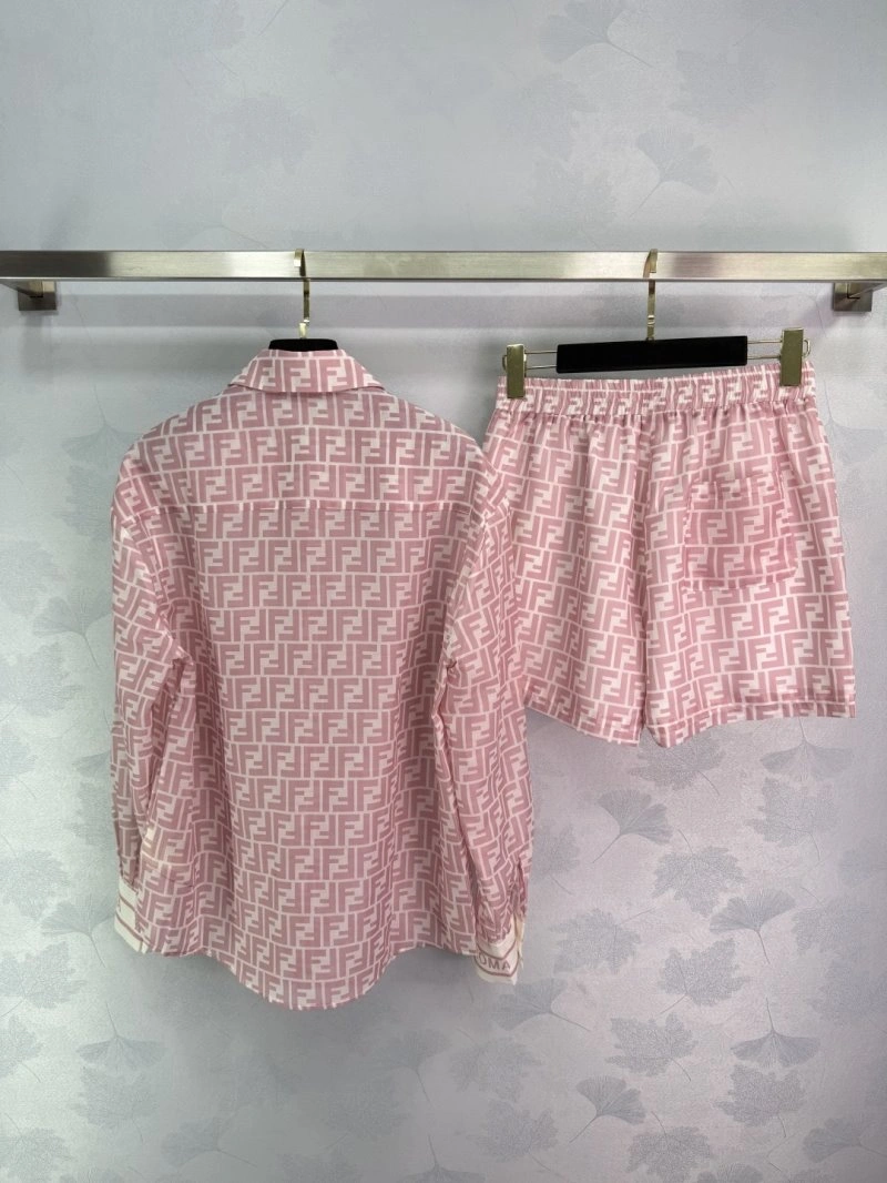 SmoothTexture Fendi Short Suits 120707