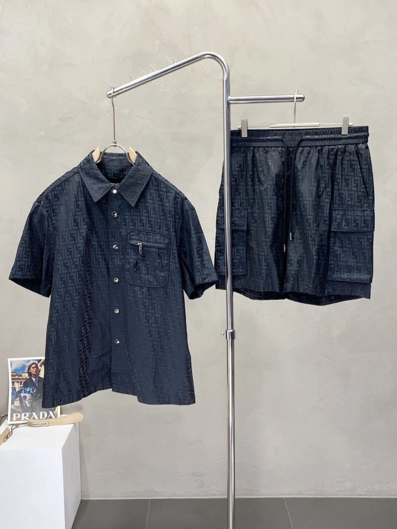 Fendi Short Suits TravelReady 121730