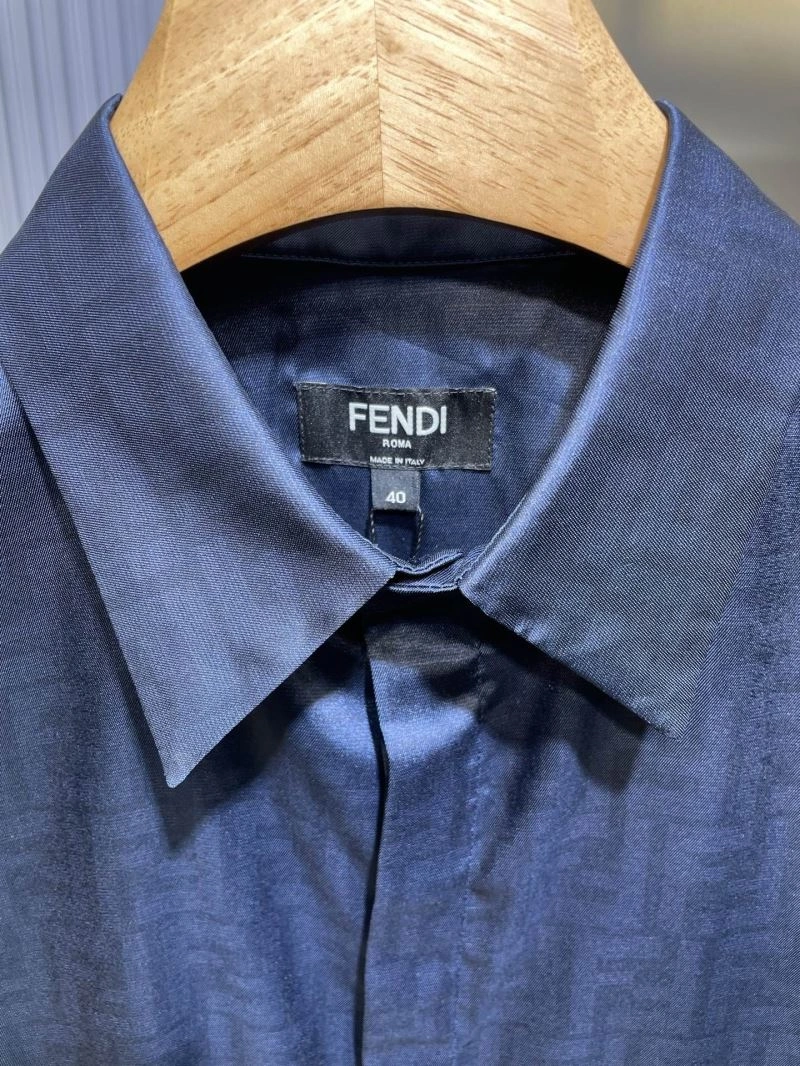 Contemporary Fendi Short Suits 121728