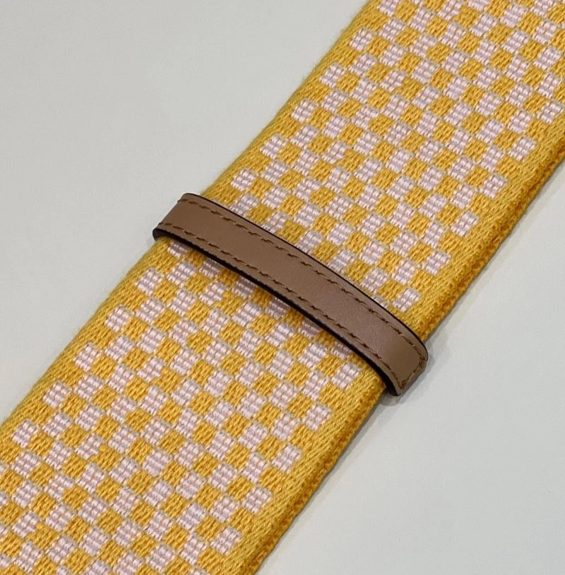 Fendi Shoulder Straps ZipUp 57412