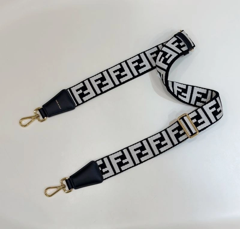 Fendi Shoulder Straps Packable 57365