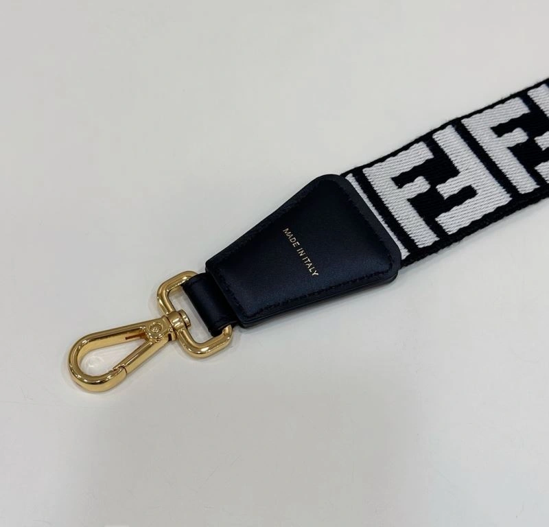 Fendi Shoulder Straps Packable 57365