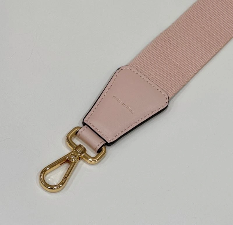Fendi Shoulder Straps Comfortable 57405