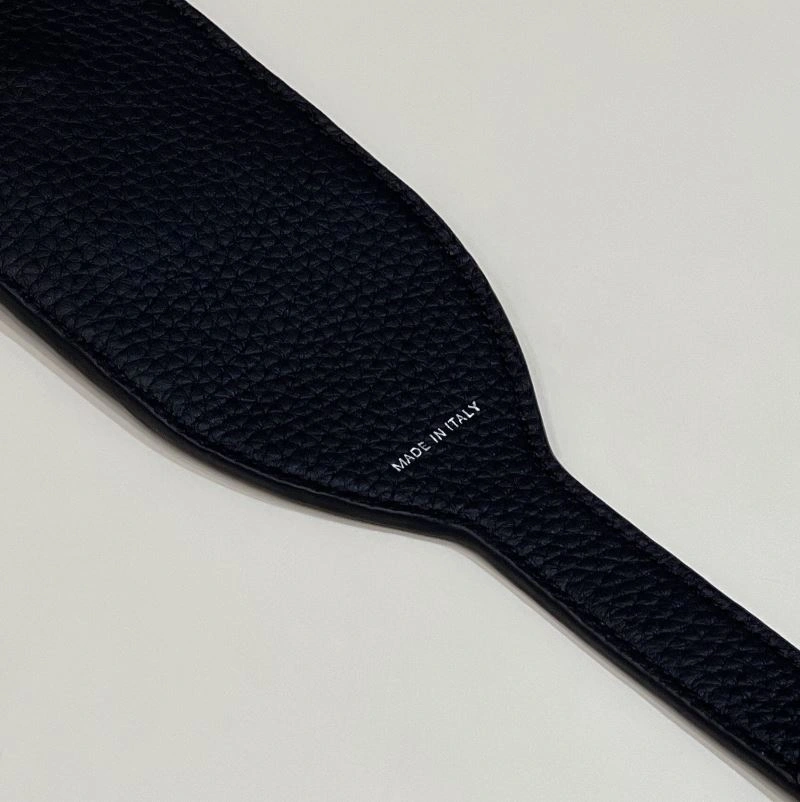 Fendi Shoulder Straps Youthful 57355