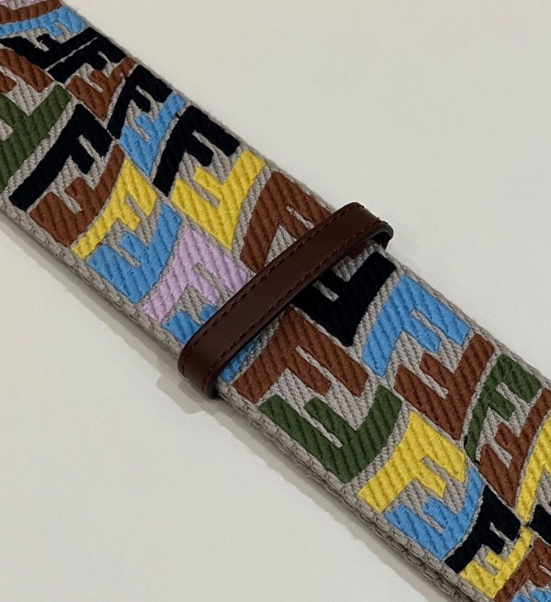 Fendi Shoulder Straps SunProtective 57346