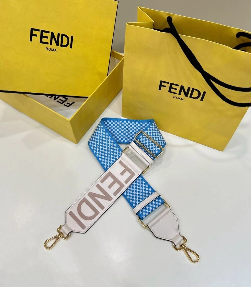 Fendi Shoulder Straps ZipUp 57382