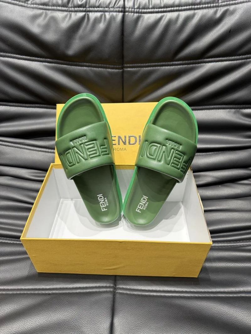 Cozy Fendi Slippers 23198