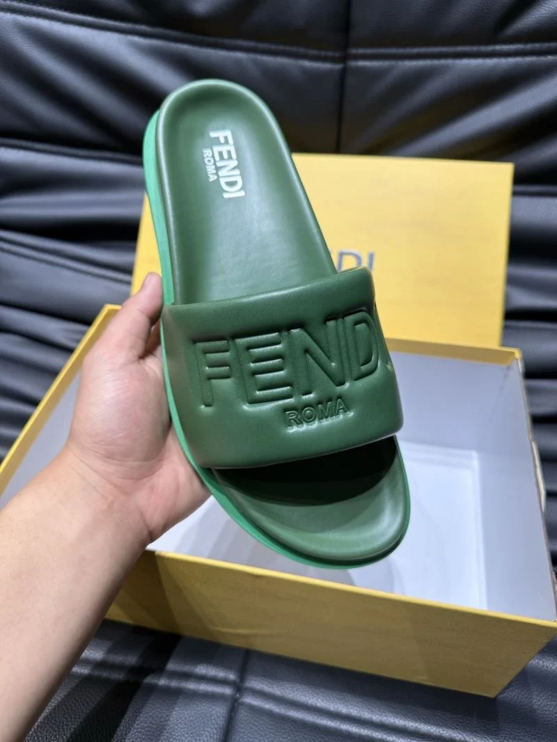 Cozy Fendi Slippers 23198