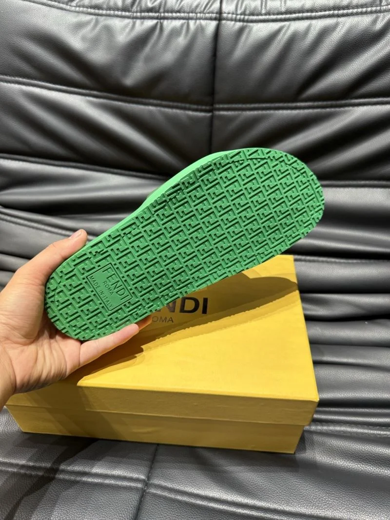 Cozy Fendi Slippers 23198