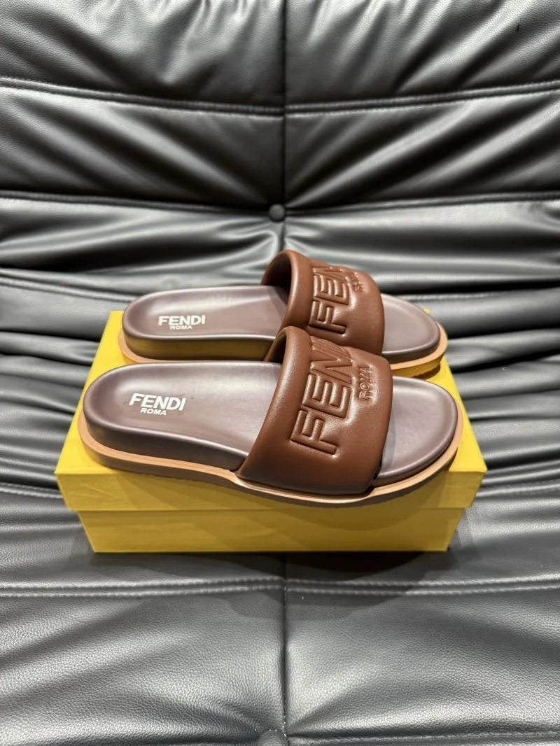 Functional Fendi Slippers 23201
