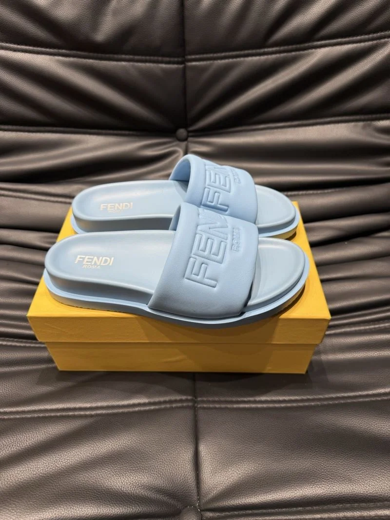 Fendi Slippers Flexible 23193