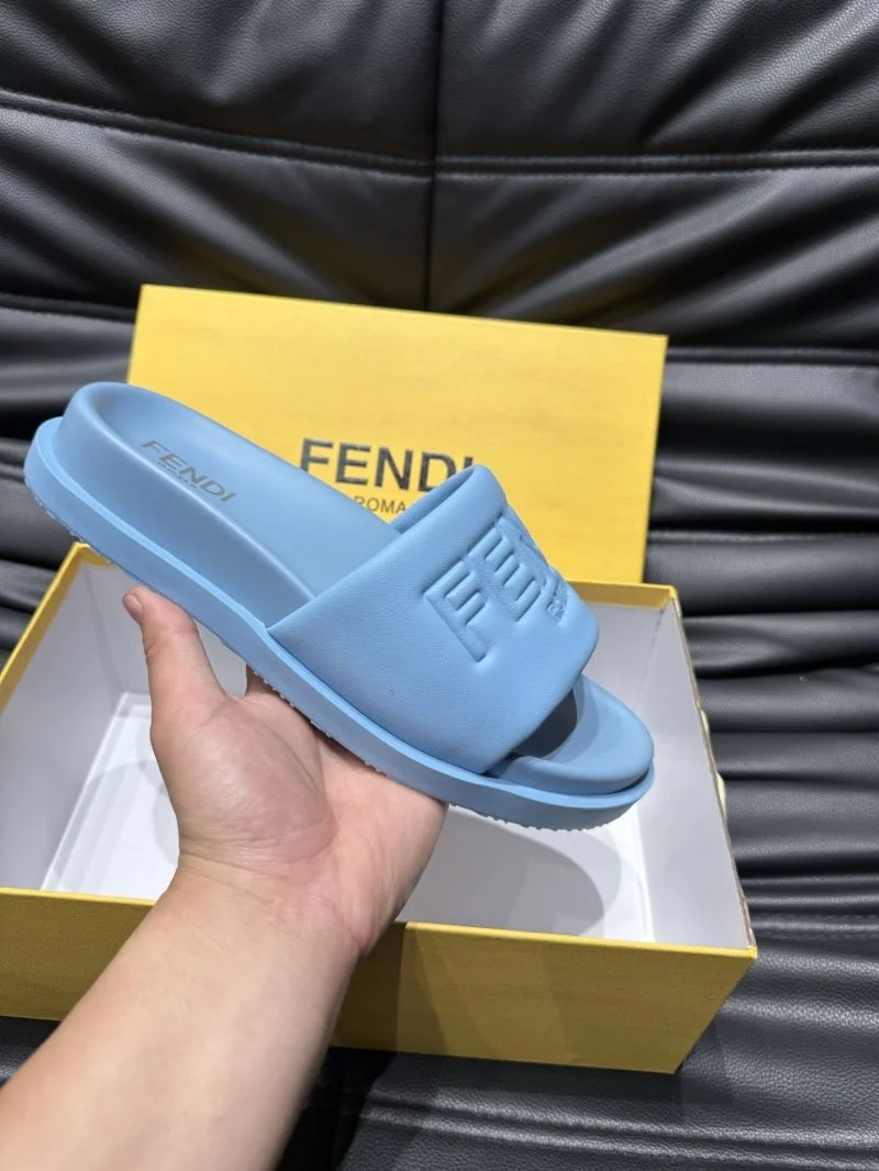 Fendi Slippers Flexible 23193
