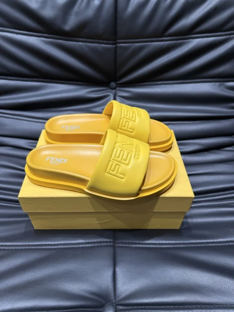 Minimalist Fendi Slippers 23191