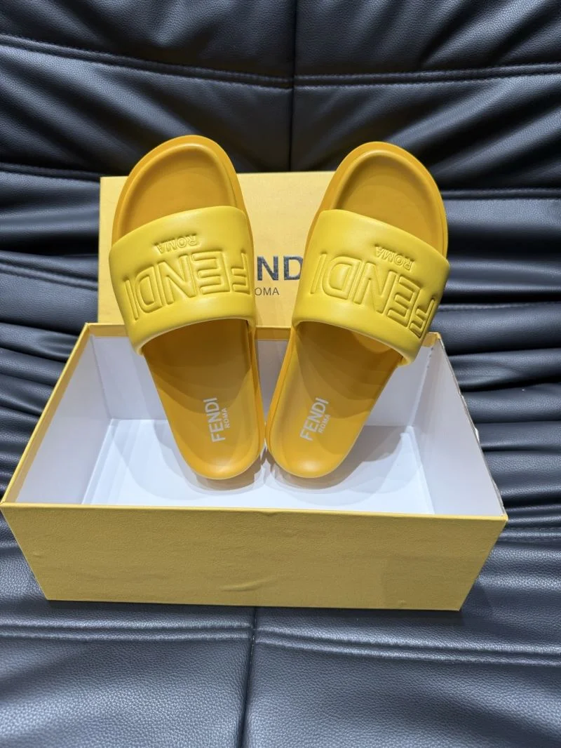 Minimalist Fendi Slippers 23191
