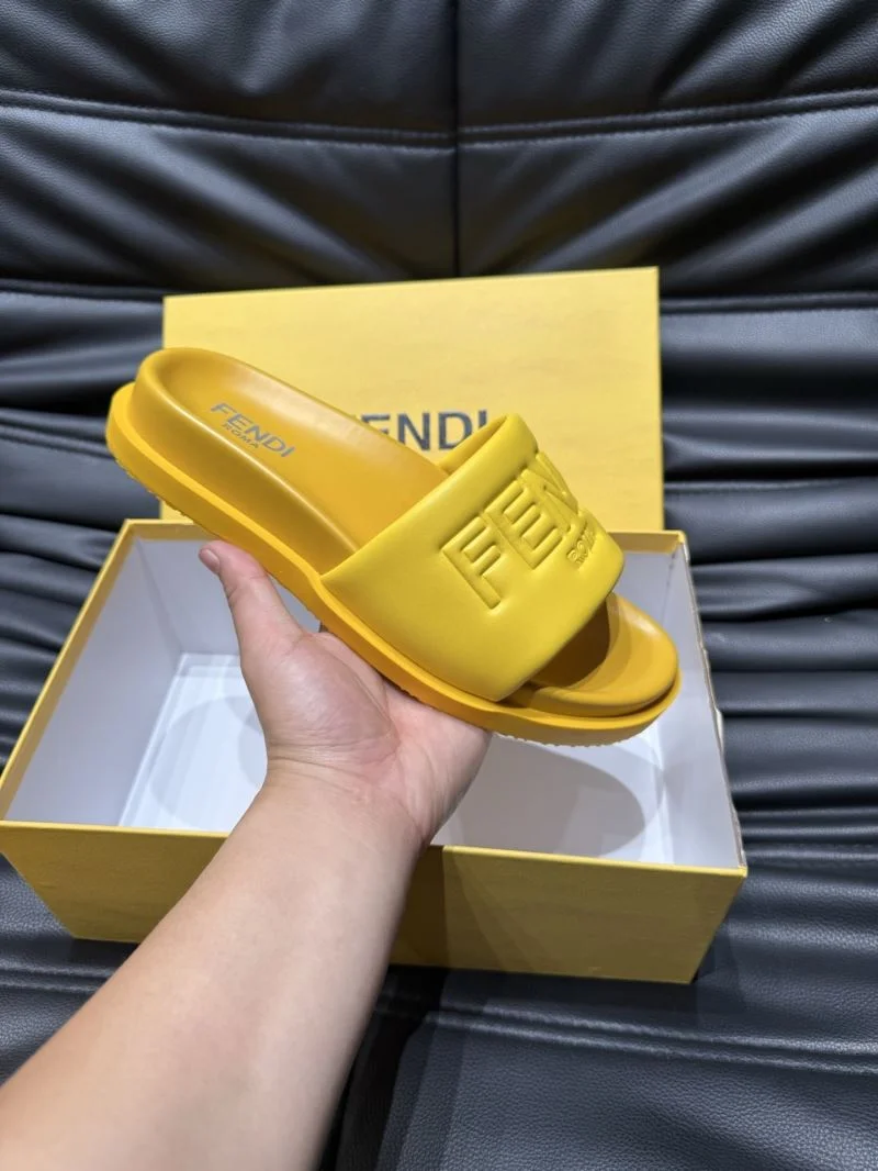 Minimalist Fendi Slippers 23191