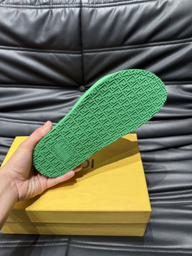 Fendi Slippers MultiPurpose 23194