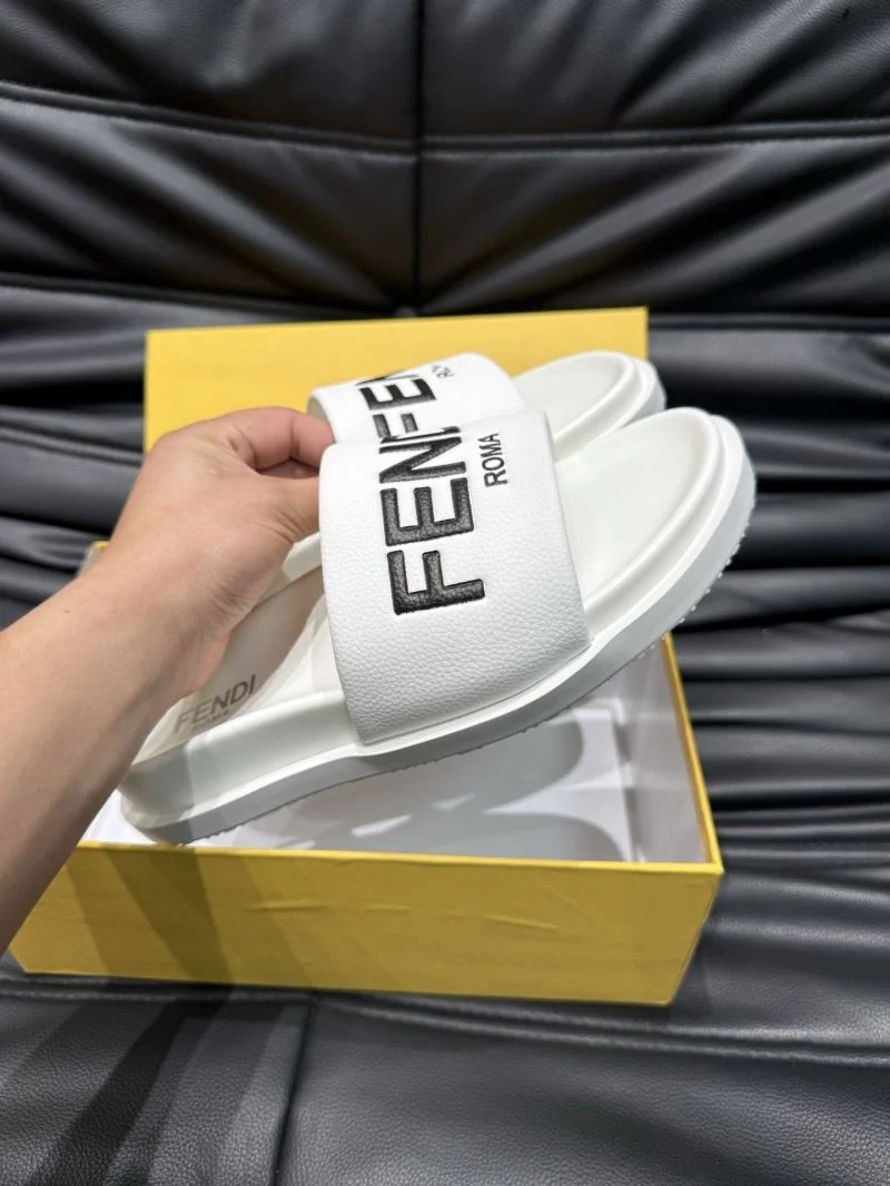 Fendi Slippers Colorful 23189