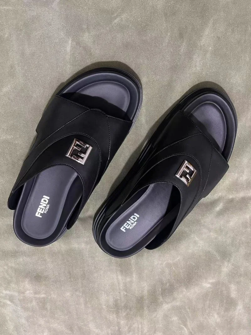 Fendi Slippers Effortless 23512