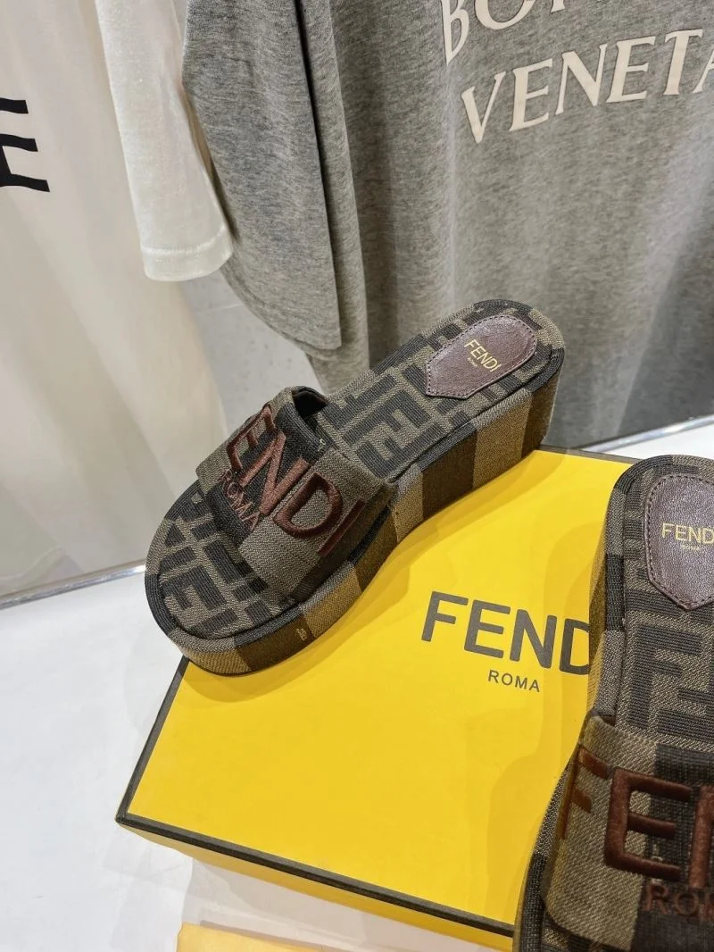 Fendi Slippers GoAnywhere 23501