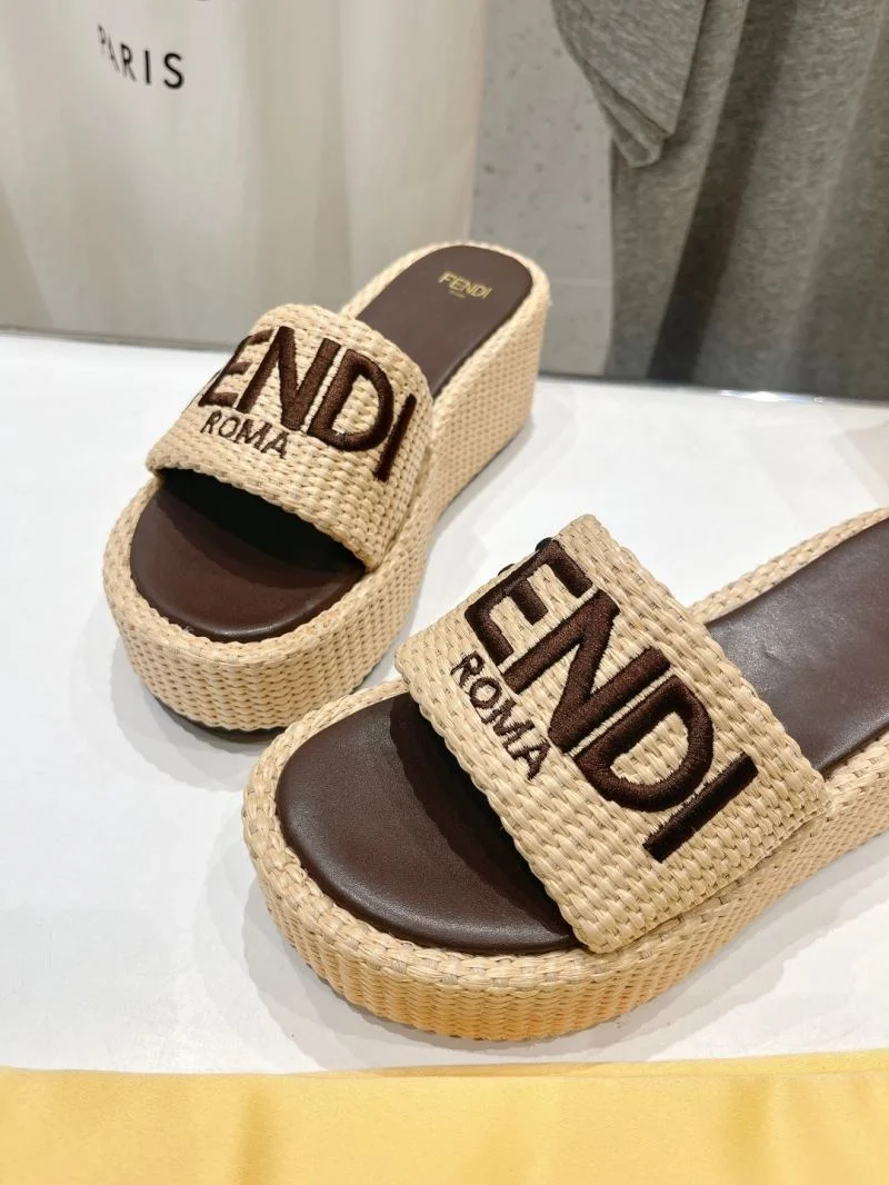 Fendi Slippers SmartChoice 23494
