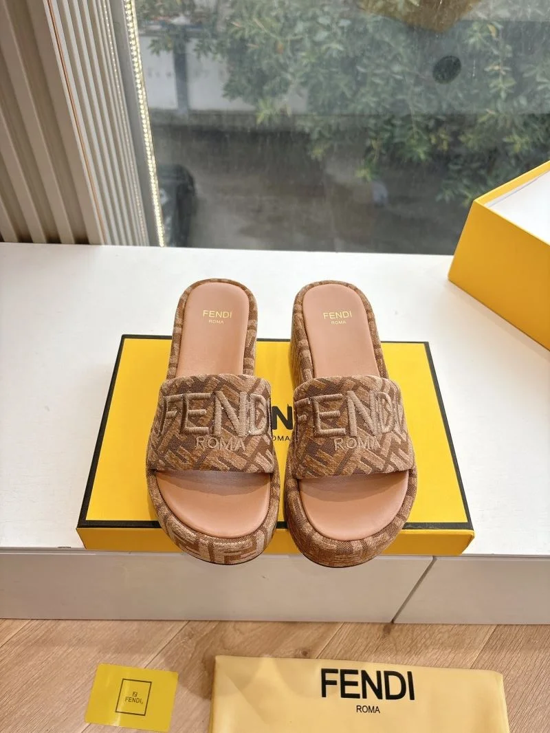 AllSeason Fendi Slippers 23399