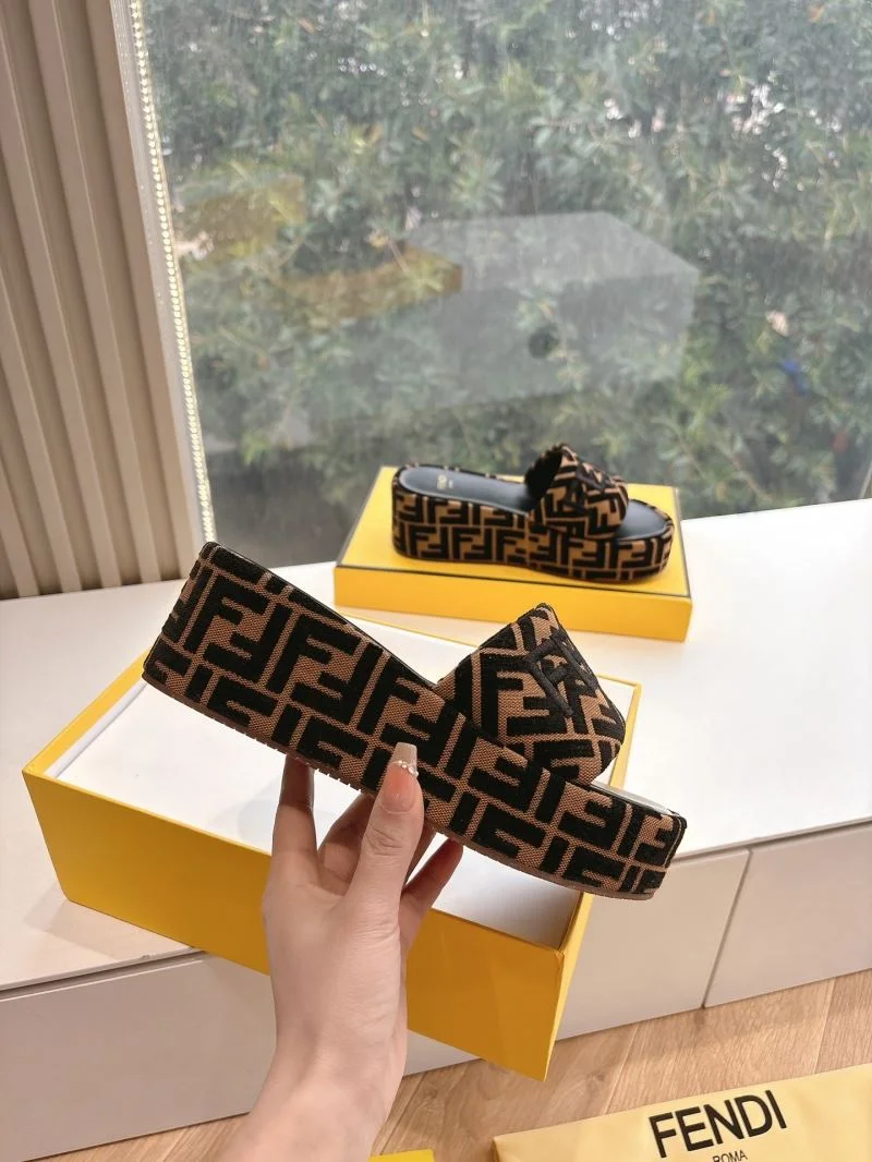 Soft Fendi Slippers 23400