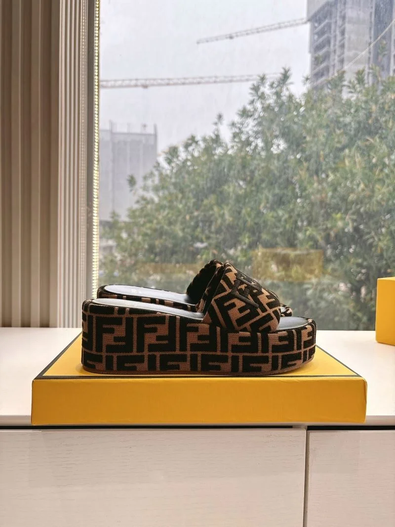 Soft Fendi Slippers 23400