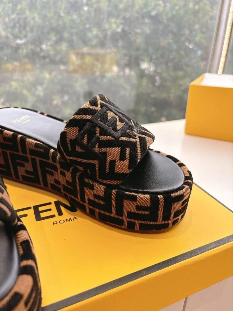 Soft Fendi Slippers 23400