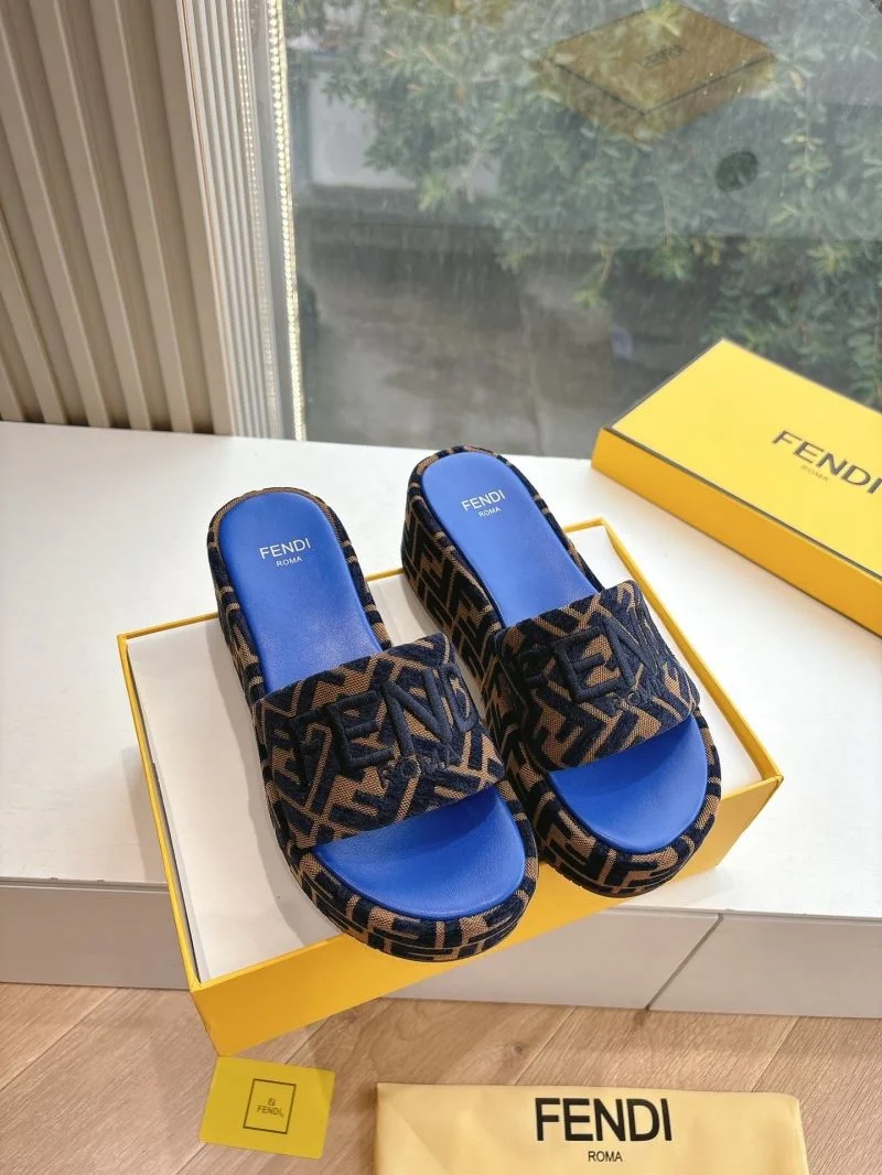 Contemporary Fendi Slippers 23394