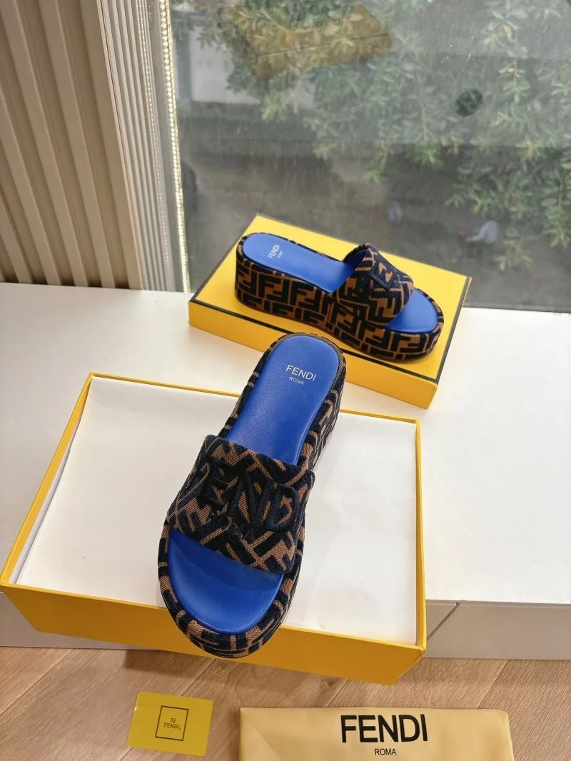 Contemporary Fendi Slippers 23394