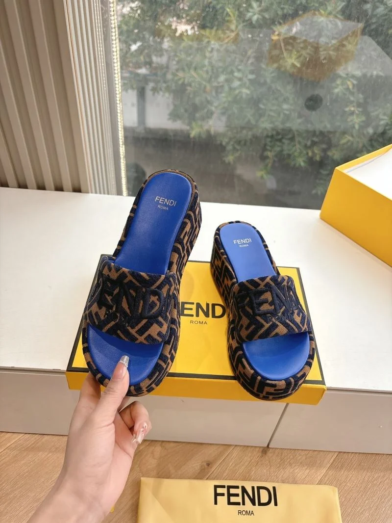 Contemporary Fendi Slippers 23394