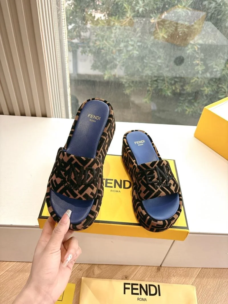 QuickDry Fendi Slippers 23392