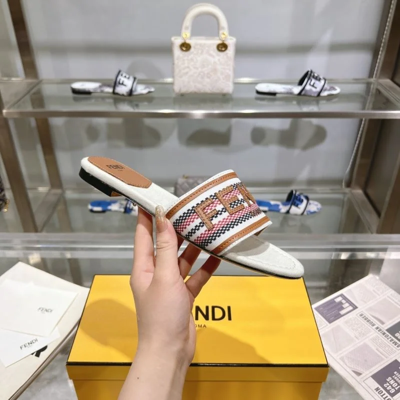 Unique Fendi Slippers 23388
