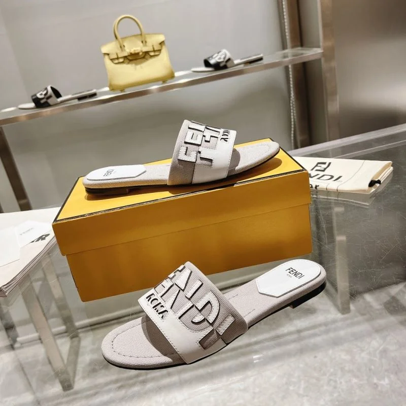 Fendi Slippers Durable 23385