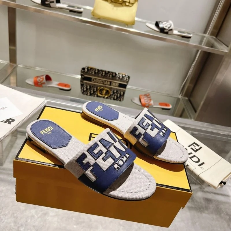 Effortless Fendi Slippers 23387