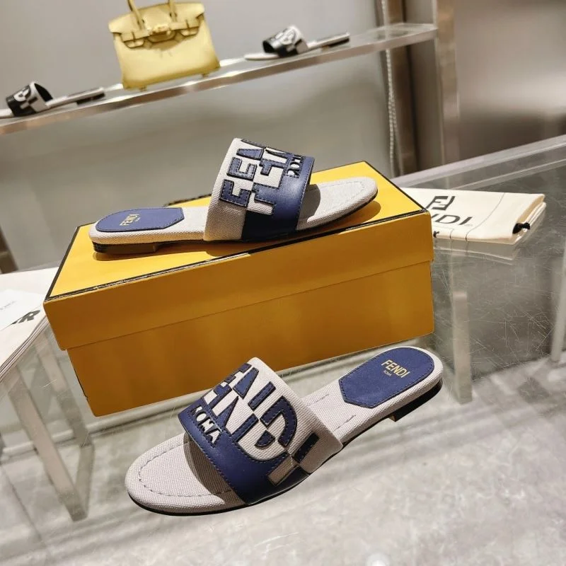 Effortless Fendi Slippers 23387