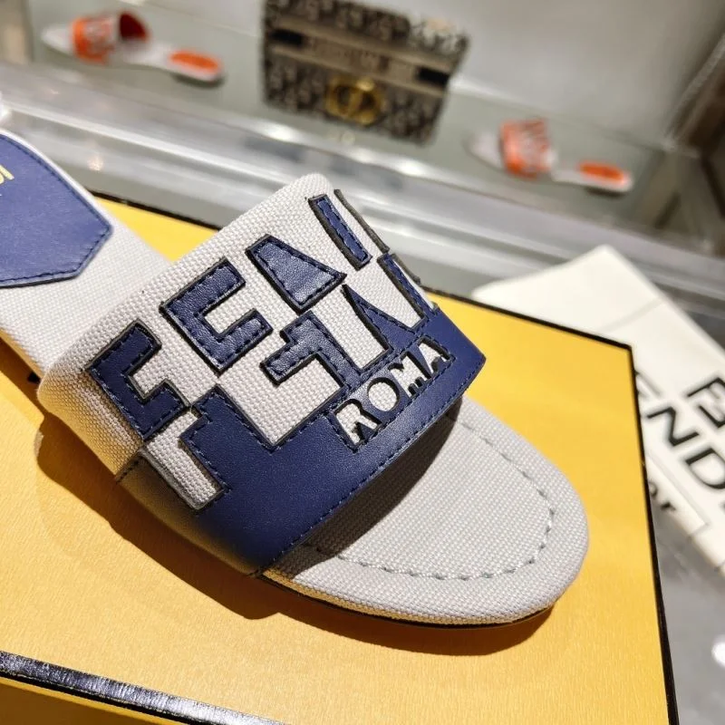 Effortless Fendi Slippers 23387